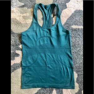 lululemon swiftly tech tank size 6